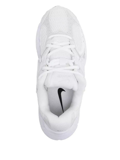 Nike V5 RNR triple White