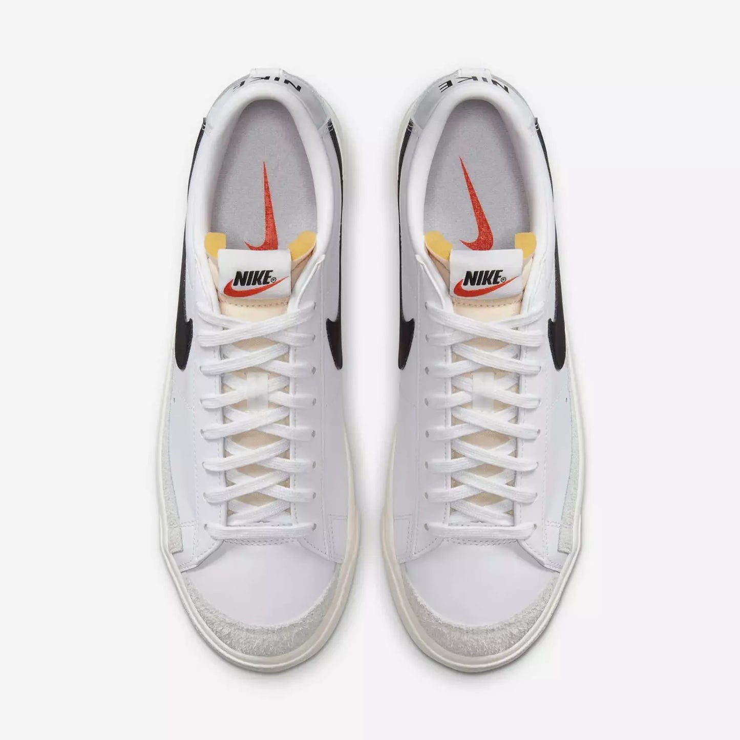 nike-blazer-mid-77-vintage-white-black