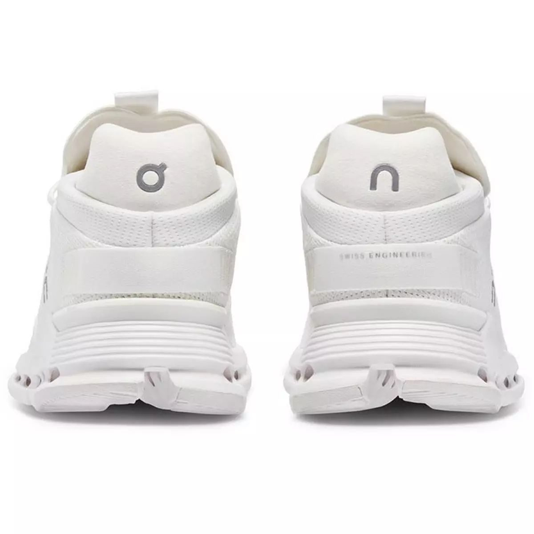 On Running Cloudnova Undyed/White