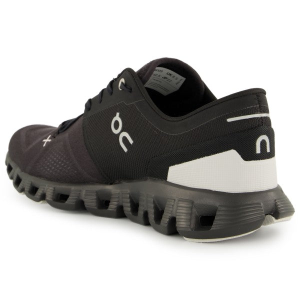 On Running Cloud X3 Black