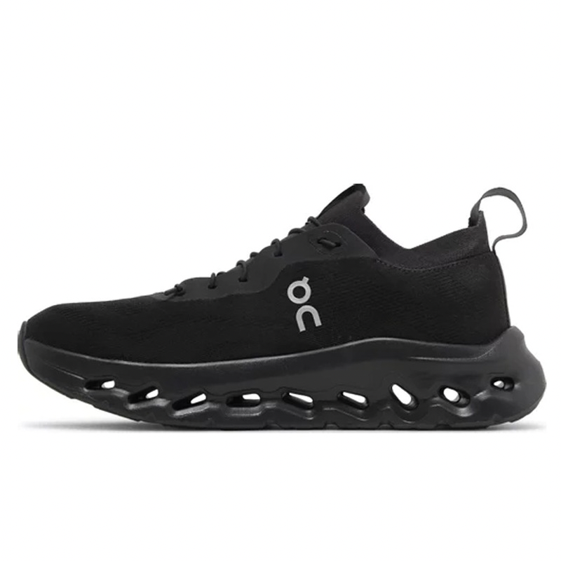 LOEWE x OnCloudtilt All
black
