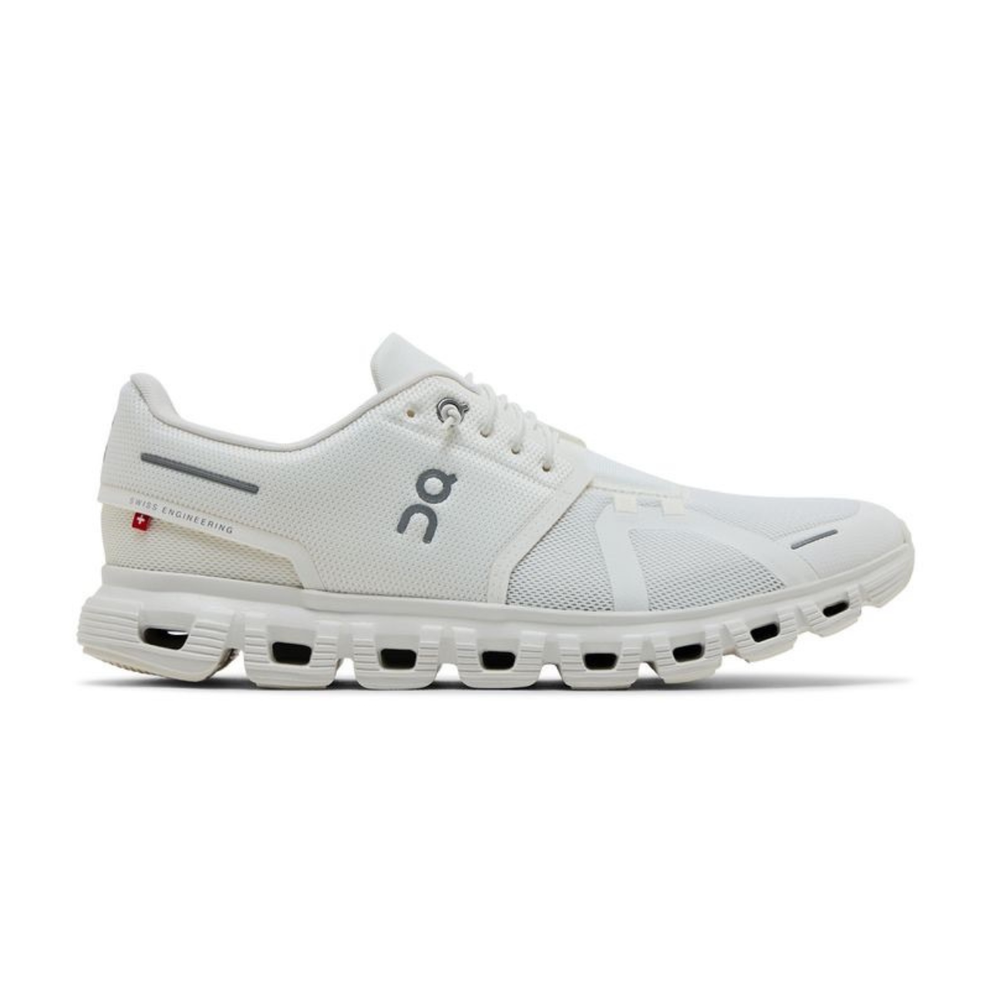 On Running Cloud 6 'Triple White'