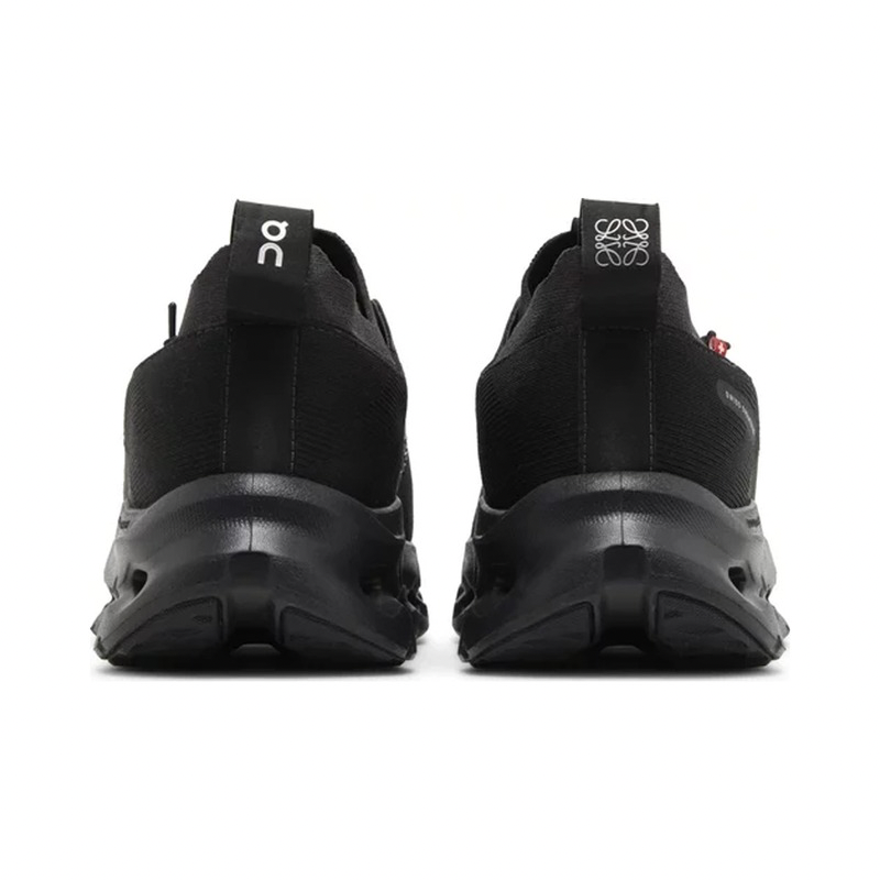 LOEWE x OnCloudtilt All
black