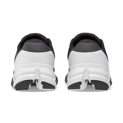 On Running Cloudflyer 4 Black/White